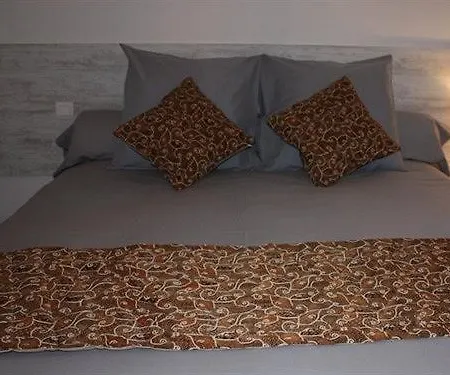 La Maison Bali Nocleg ze śniadaniem Langon (Gironde)